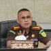 Muhammad Noor Ingratubun saat memimpin rapat terakhir bersama Kepala seksi di Kejari Jambi