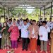 Kepala Kemenag Muaro Jambi, H. Buhri Y foto bersama dengan penyuluh agama, tokoh agama