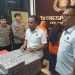 Direktur Reskrimsus Polda Jambi Kombes Pol Taufik Nurmandia saat menunjukan uang sitaan dari kasus DAK SMK Provinsi Jambi sebesar Rp8 miliar lebih