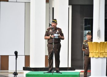 KORUPSI : Kajati Jambi Sugeng Hariadi Sampaikan amanat diupacara Harkordia 2025