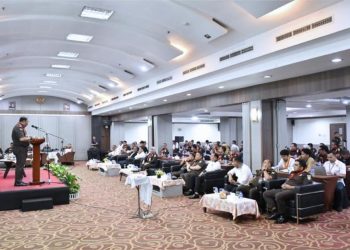PEMBERLAKUAN KUHAP-KUHP : Sebagai keynote speaker, Kajati Jambi Sugeng Hariadi paparkan bahwa tahun 2026 merupakan momentum penting bagi sistem hukum pidana Indonesia