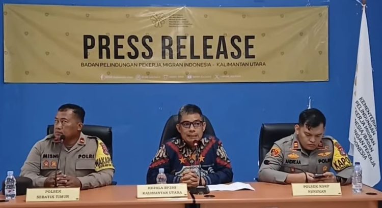 TPPO : Kepala BP3MI Kalimantan Utara Kombes Pol Andi Muhammad Ichsan (tengah) memberikan keterangan pers terkait upaya pencegahan PMI nonprosedural di Pelabuhan Tunon Taka