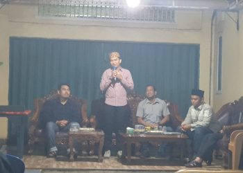 POKJA : Ketua Komisi I DPRD Kota Jambi, Rio Ramadhan saat memberikan sambutan di pembentukan Pokja kampung bahagia RT 33 kelurahan simpang III sipin