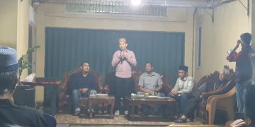 POKJA : Ketua Komisi I DPRD Kota Jambi, Rio Ramadhan saat memberikan sambutan di pembentukan Pokja kampung bahagia RT 33 kelurahan simpang III sipin