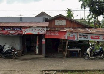 Kondisi warung milik pedagang kecil di kompleks perkantoran Bupati Muaro Jambi yang masih menanti kepastian pembayaran utang