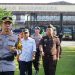 OPERASI KETUPAT : Kapolres Merangin, AKBP Kiki Firmansyah, memimpin Apel Gelar Pasukan Operasi Ketupat 2026  menandai kesiapan personel gabungan dalam mengamankan rangkaian perayaan Hari Raya Idulfitri 1447 Hijriah