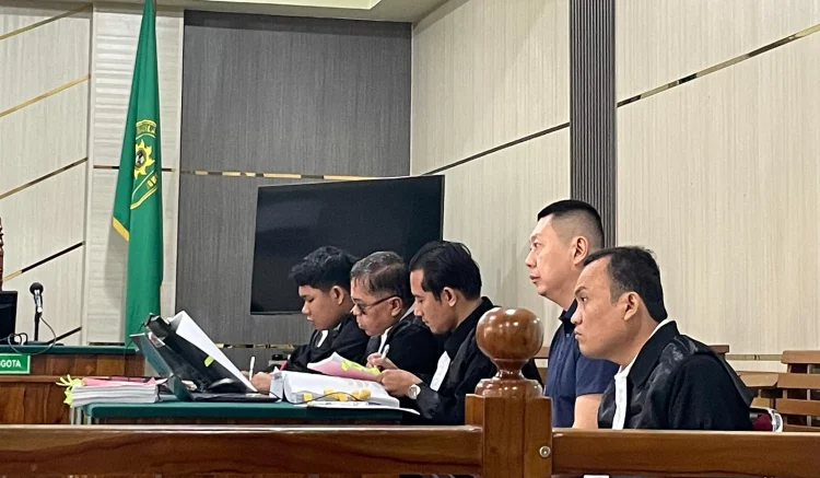 PAKBRIK SITAAN: Sidang perkara dugaan korupsi fasilitas kredit investasi dan modal kerja Bank BNI dengan barang bukti pabrik kelapa sawit PT PAL yang kini menjadi sorotan publik