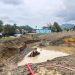 DIAMANKAN : Excavator yang digunakan dalam aktivitas PETI di Desa Bungo Tanjung, Kecamatan Pangkalan Jambu, Kabupaten Merangin, saat diamankan Polda Jambi