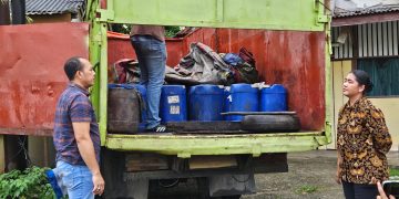 OPLOSAN : Sejumlah barang bukti BBM subsidi ilegal ditampilkan usai pengungkapan empat kasus di Kota Jambi