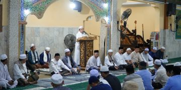 Gubernur Jambi Al Haris saat Safari Subuh di Masjid Raya Magat Sari