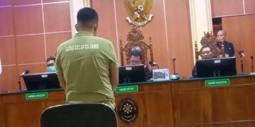 MENANG : Diding ketika mendengarkan putusan tingkat pertama (dok/adanu)
