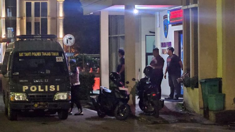 SEL PROVOS : Penampakan gudung Subid Provos Propam Polda Jambi saat pemeriksaan berlangsung