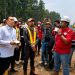 Wamen LH Diaz Faisal Malik Hendropriyono meninjau sistem water intake untuk pembasahan lahan gambut di Distrik VII PT WKS, Parit Culum, Tanjung Jabung Timur, Jambi